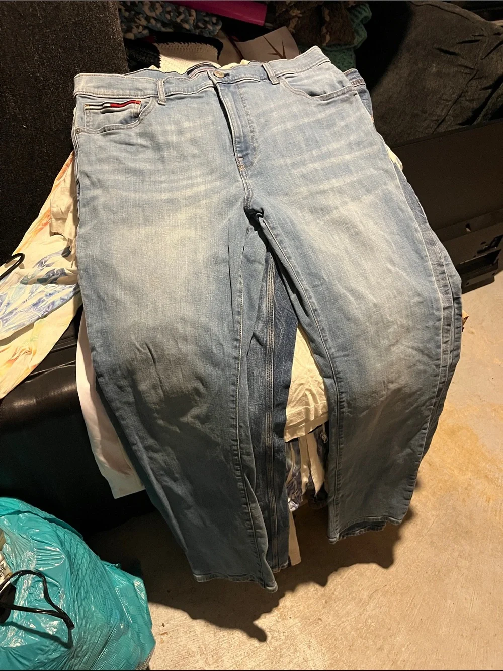Light Blue Men's Straight-Leg Jeans